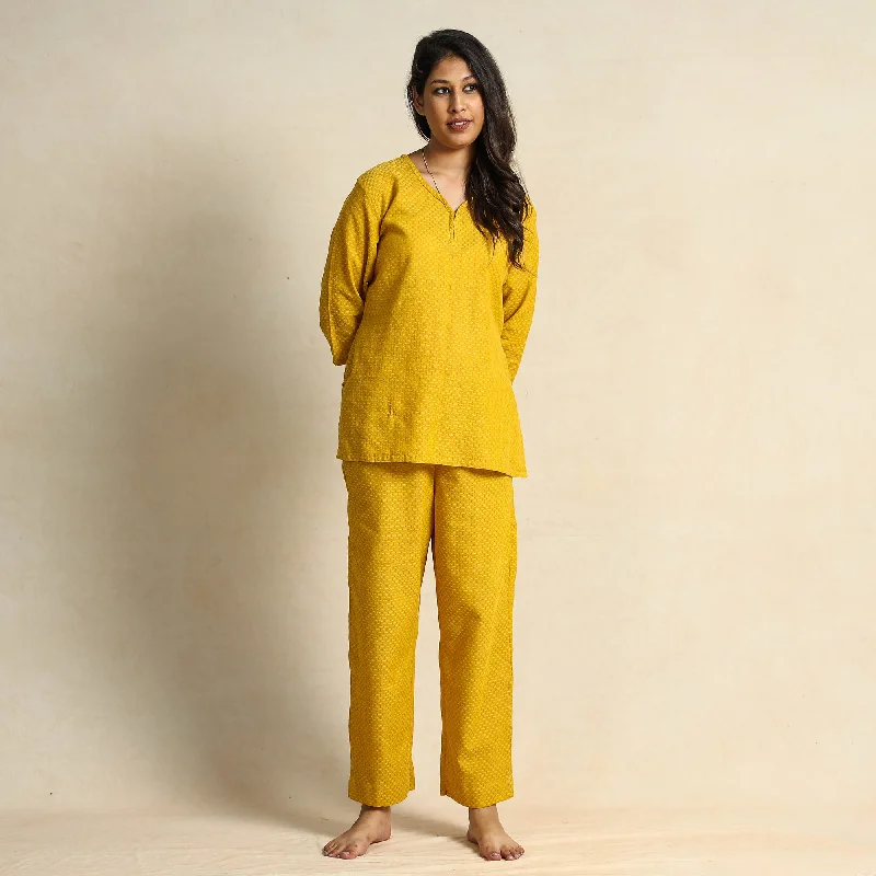 2023-550-1-31-jacquard-cotton-top-pyjama-night-suit-set