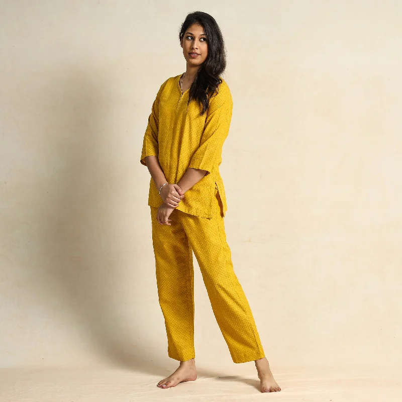 2023-550-1-31-jacquard-cotton-top-pyjama-night-suit-set