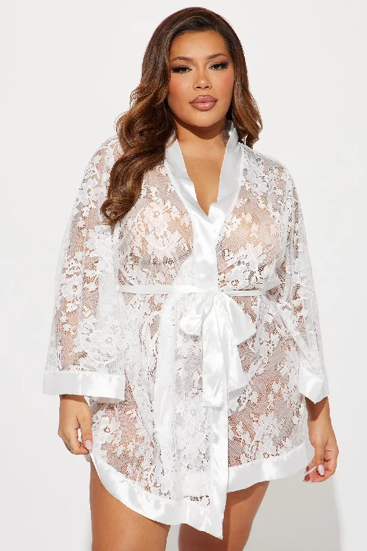 pure-romance-lace-robe-white