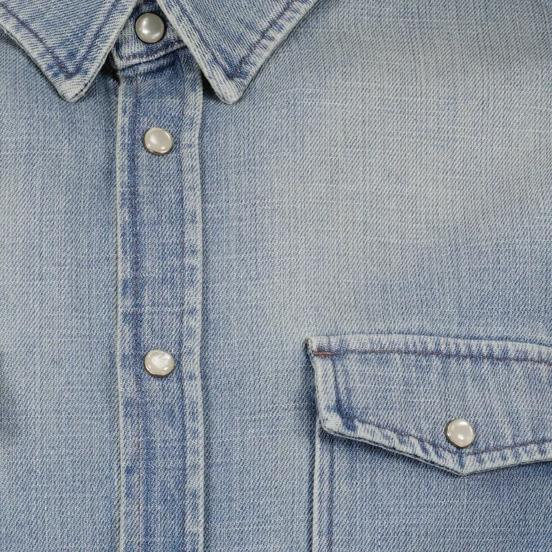 Chemise en jean délavé