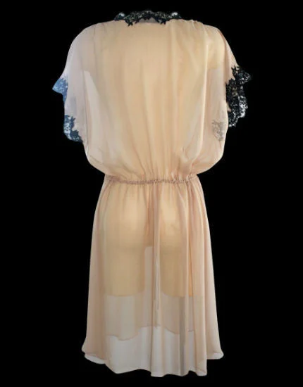 Silk & Lace  Short Sleeved Robe in Nude